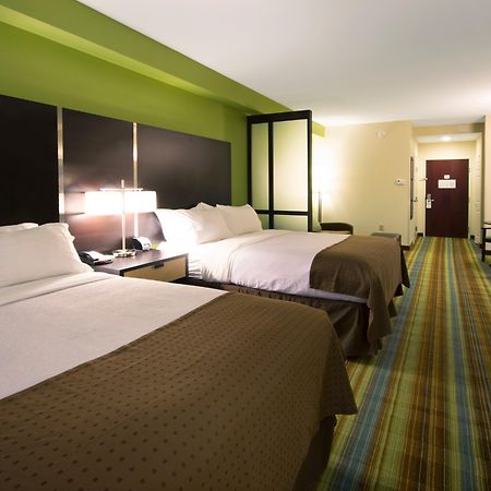 Holiday Inn Christiansburg Blacksburg By Ihg Екстериор снимка