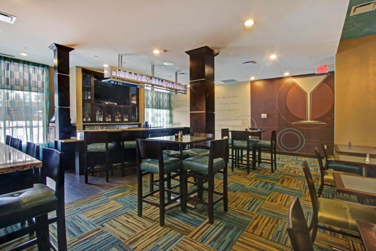 Holiday Inn Christiansburg Blacksburg By Ihg Екстериор снимка