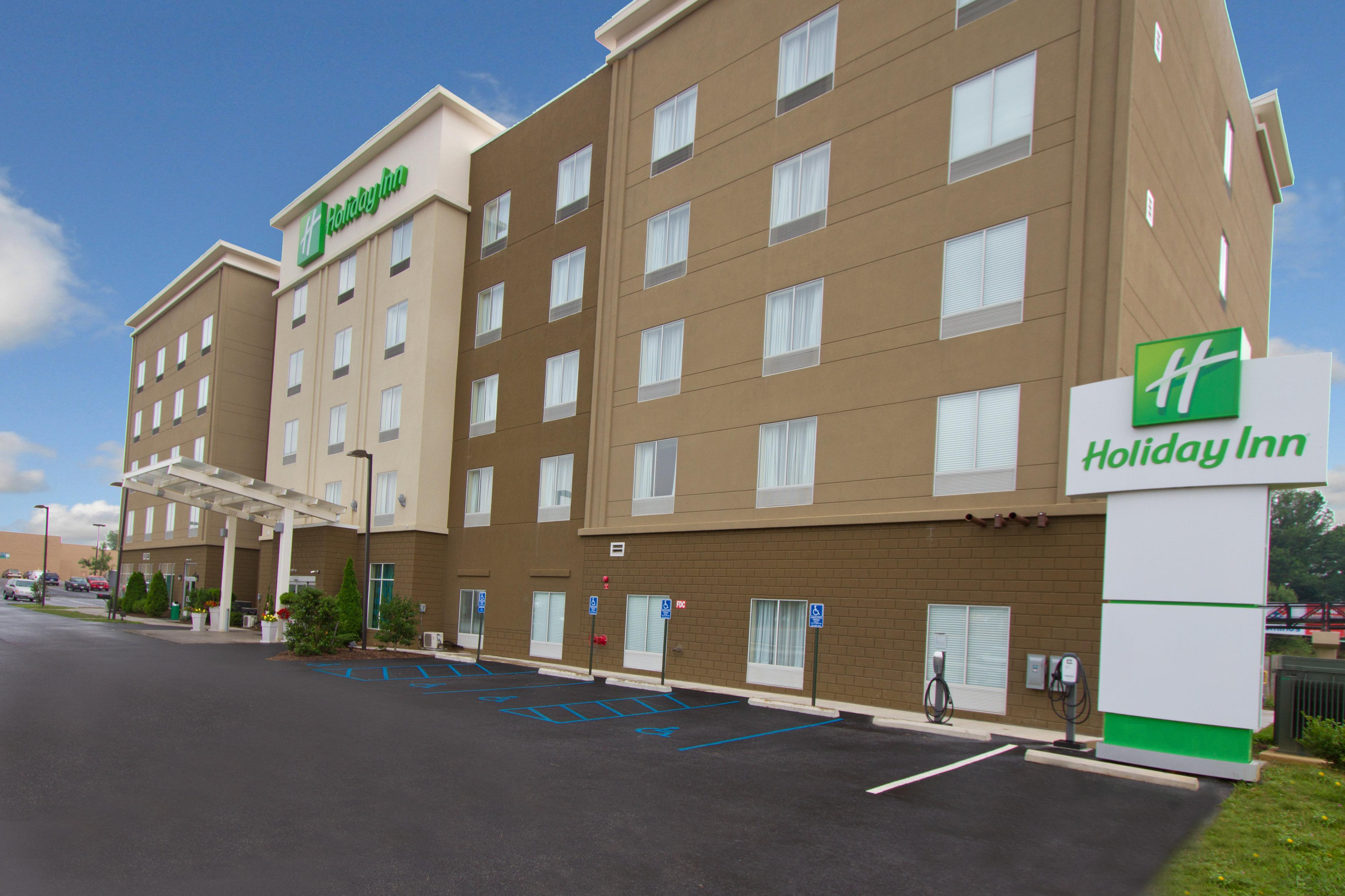Holiday Inn Christiansburg Blacksburg By Ihg Екстериор снимка