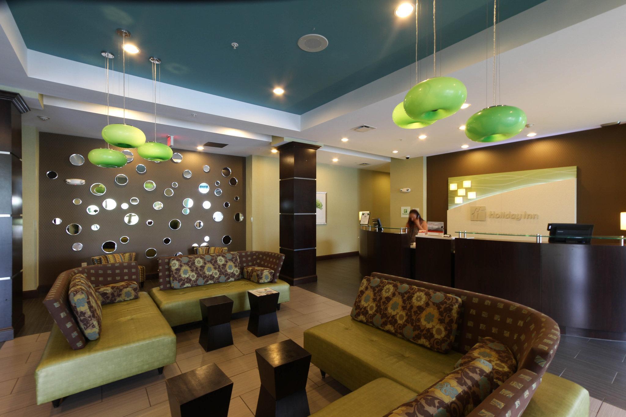 Holiday Inn Christiansburg Blacksburg By Ihg Екстериор снимка